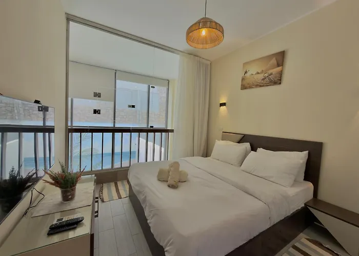 Daire 1 Bedroom Duplex With A Private Heated Pool