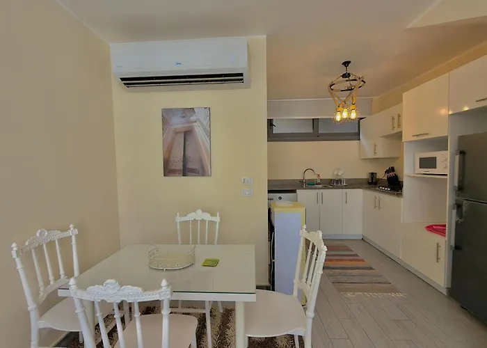 1 Bedroom Duplex With A Private Heated Pool